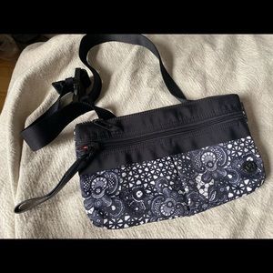 Lululemon belt bag